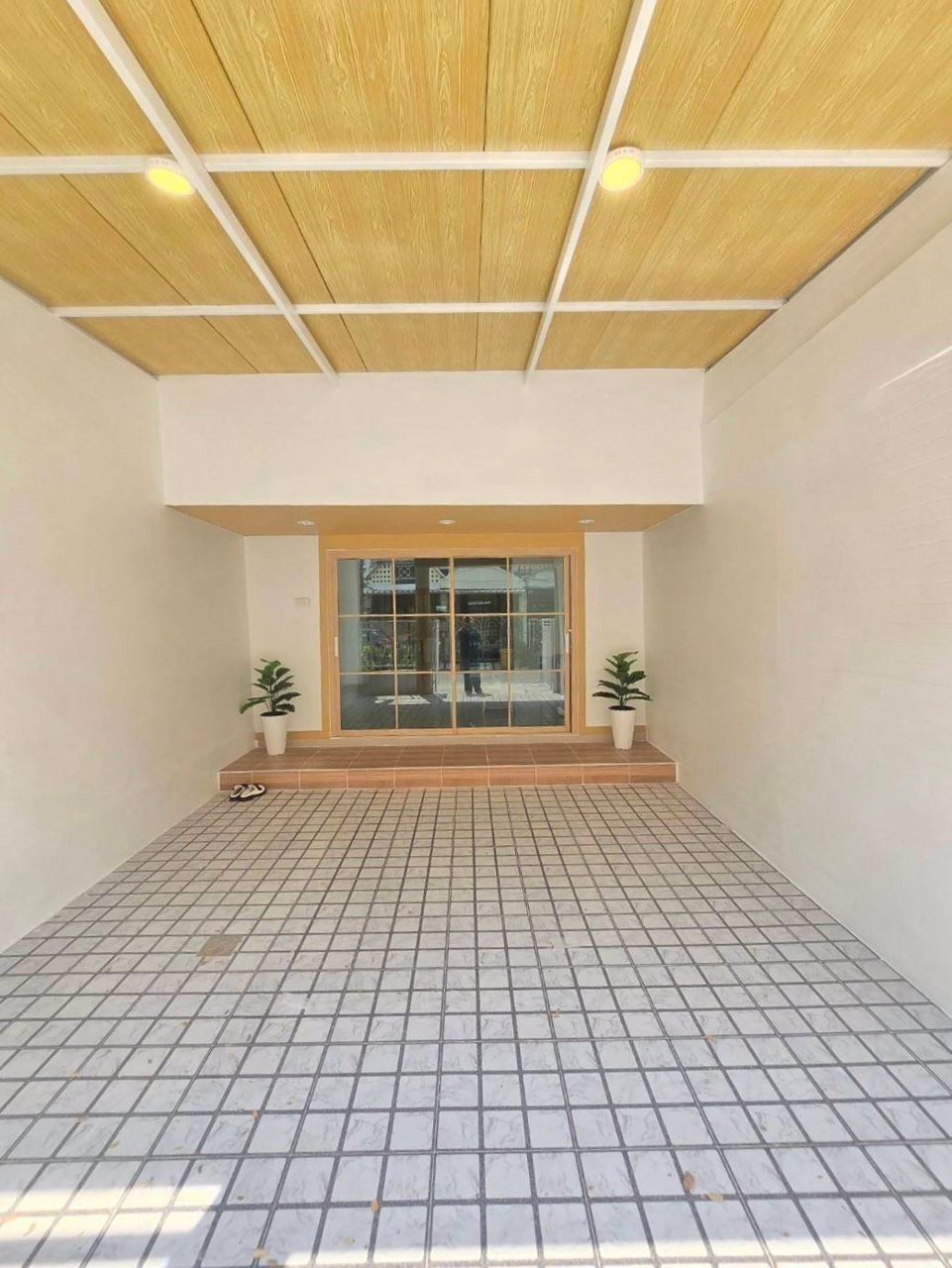 หมู่บ้านเฟื่องฟ้า-ใกล้รถไฟฟ้า-สถานีตลาดบางใหญ่