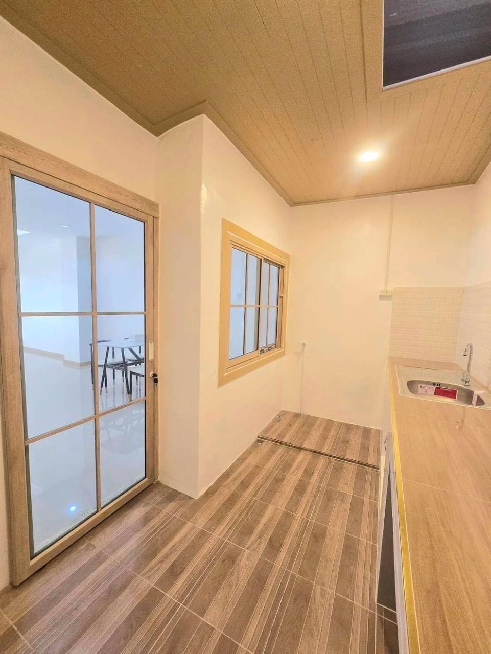 หมู่บ้านเฟื่องฟ้า-ใกล้รถไฟฟ้า-สถานีตลาดบางใหญ่