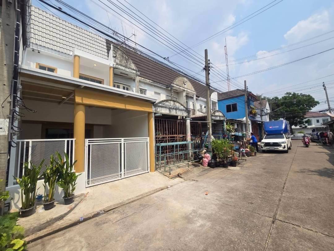 หมู่บ้านเฟื่องฟ้า-ใกล้รถไฟฟ้า-สถานีตลาดบางใหญ่