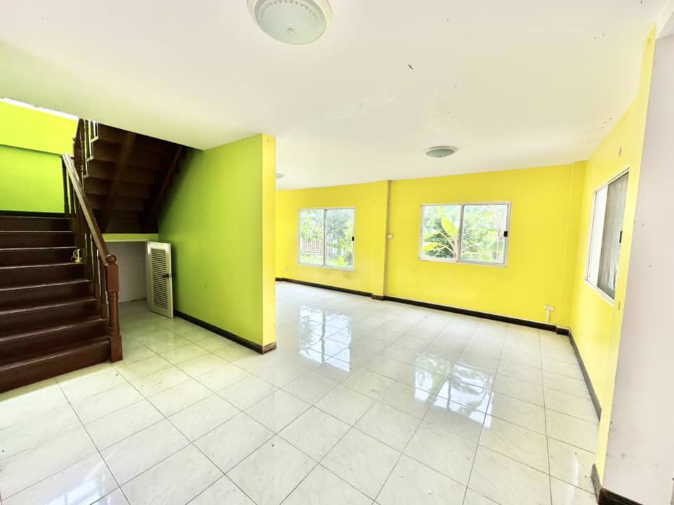 ขายด่วน-บ้านเดี่ยวหลังใหญ่-100-ตรว