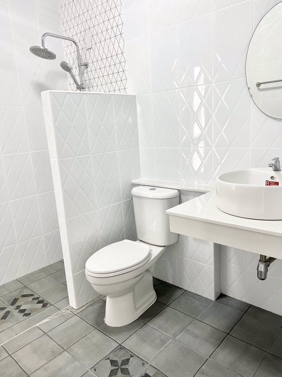 บ้านสวย-สร้างใหม่-2-ชั้น-สันกำแพงปาร์ควิว-อยู่แล้วรวย-เจริญ-รุ่งเรือง-เฟื่องฟู