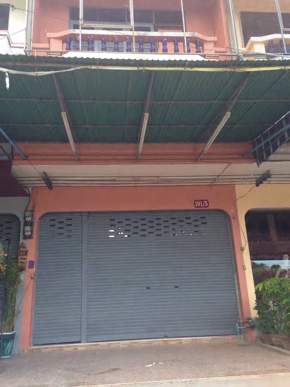 ขายตึกแถว-อาคารพาณิชย์-25-ชั้น-1-คูหา-อยู่ตรงข้ามอำเภอปากท่อ-ราชบุรี-สนใจติดต่อ-0830041169-พล-