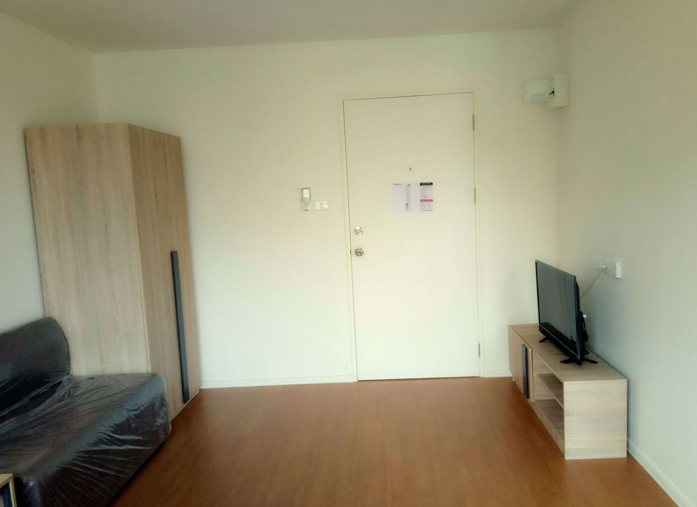 ให้เช่าเฟอร์ครบชุด-สุดคุ้ม-คอนโด-ลุมพินี-รังสิต-ธัญบุรี-คลอง1-ใกล้ฟิวเจอร์พาร์ค-เพียง-4800-บ