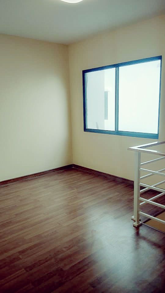 ให้เช่าทำโฮมออฟฟิศ-ทาวน์โฮม3ชั้น-คาซ่าซิตี้-วงแหวน-ลำลูกกา-ค5-แบบ-3ห้องนอน-แอร์4ตัว-เพียง18000บ