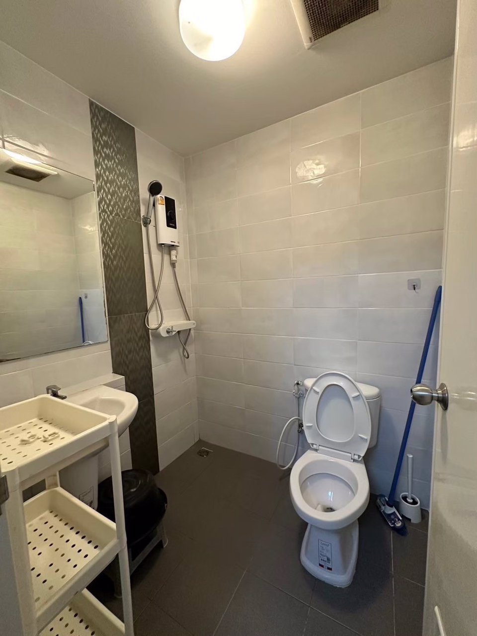 ขาย-ทาวน์เฮ้าส์-2-ชั้น-เนื้อที่-18-ตรว-3-ห้องนอน-2-ห้องน้ำ