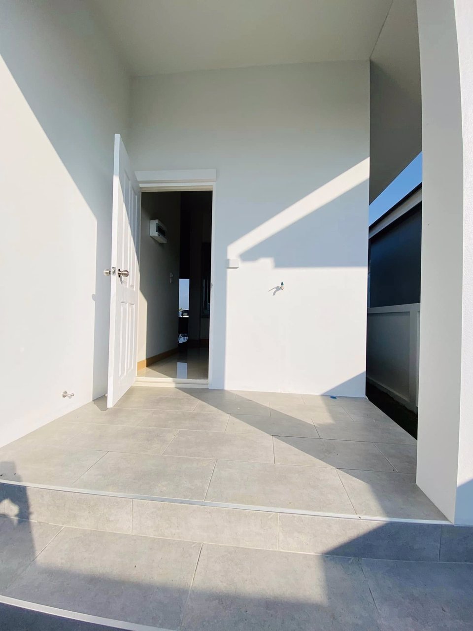 ขายบ้านเดี่ยวสร้างใหม่-พร้อมเฟอร์นิเจอร์