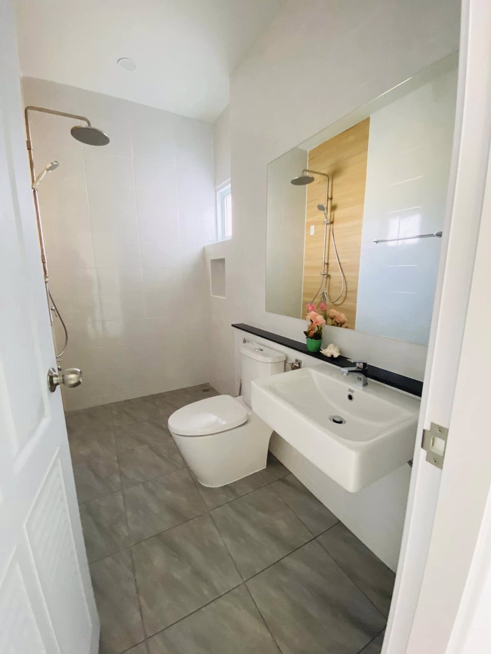 ขายบ้านเดี่ยวสร้างใหม่-พร้อมเฟอร์นิเจอร์