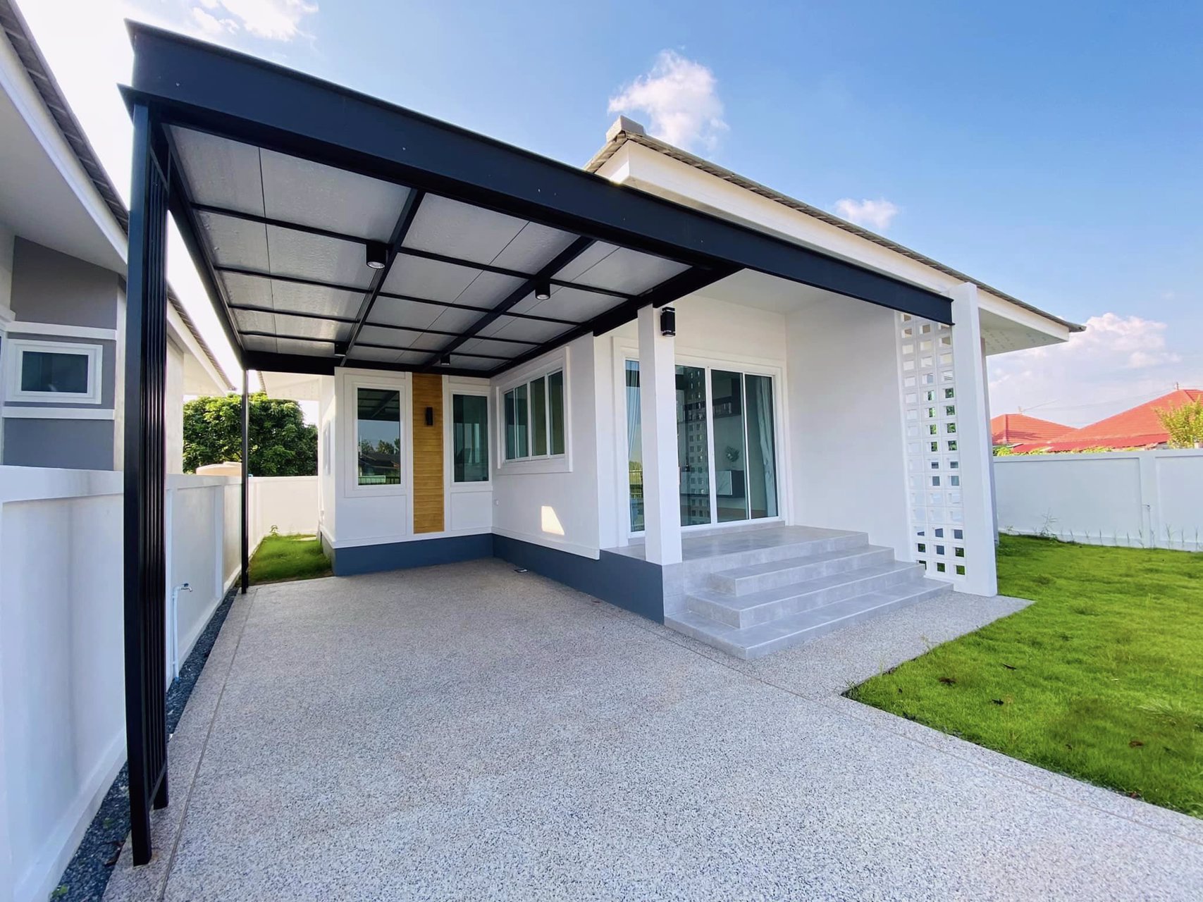 ขายบ้านเดี่ยวสร้างใหม่-พร้อมเฟอร์นิเจอร์