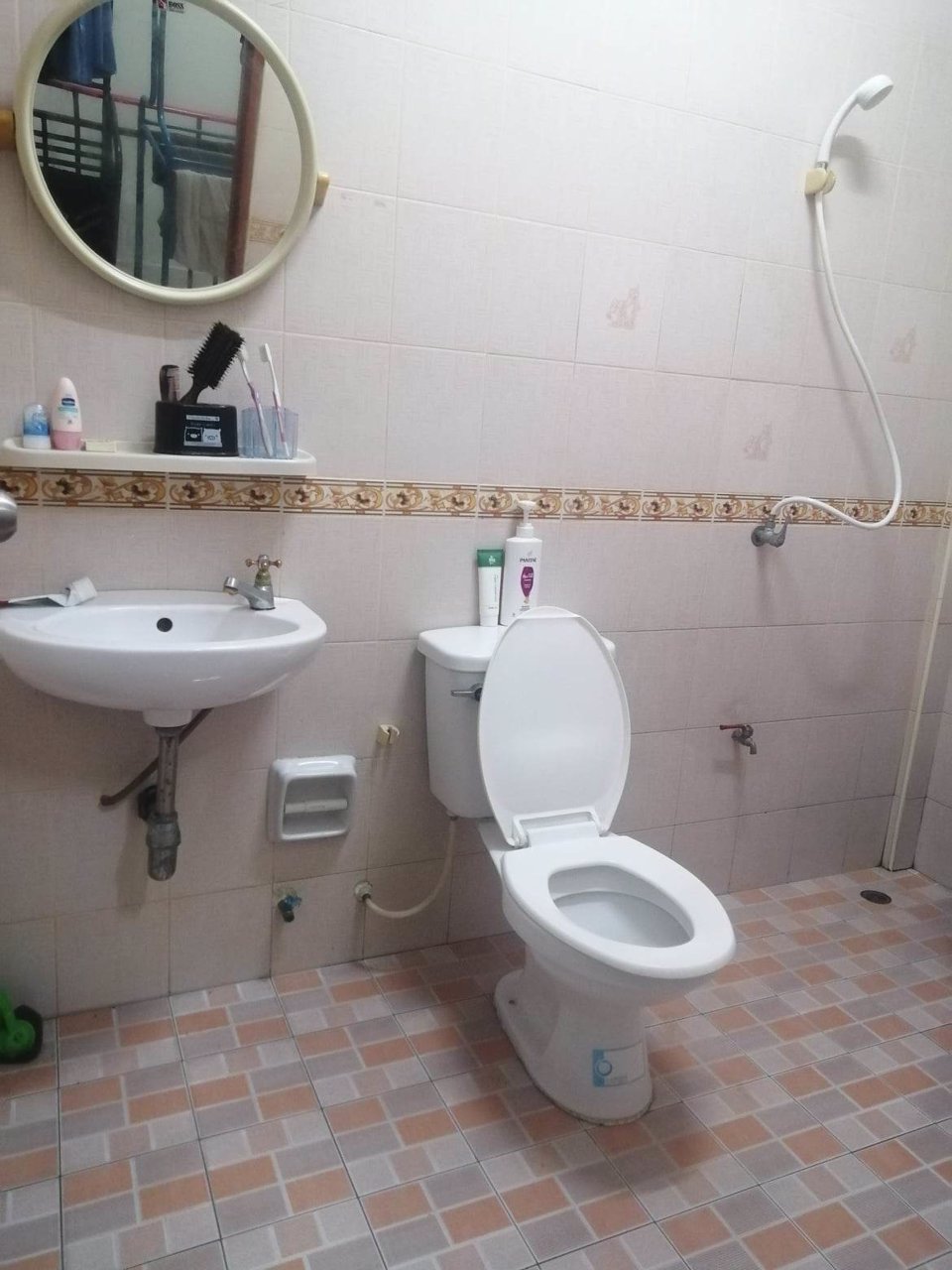 ขายด่วน-ขายอาคารพาณิชย์-สภาพดี-ทำเลดีเยี่ยม-ติดถนน-ใกล้-รพสระบุรี