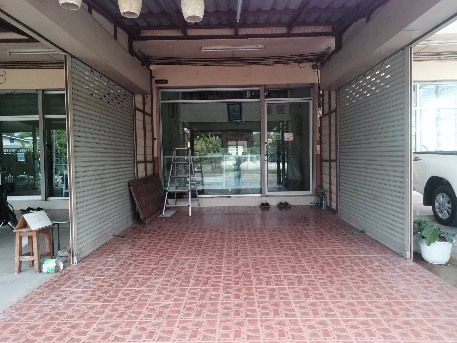 ขายด่วน-ขายอาคารพาณิชย์-สภาพดี-ทำเลดีเยี่ยม-ติดถนน-ใกล้-รพสระบุรี