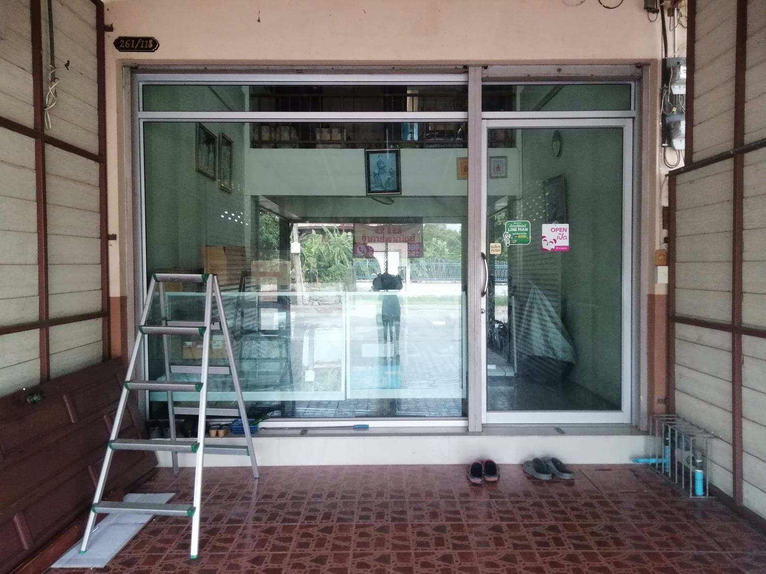 ขายด่วน-ขายอาคารพาณิชย์-สภาพดี-ทำเลดีเยี่ยม-ติดถนน-ใกล้-รพสระบุรี