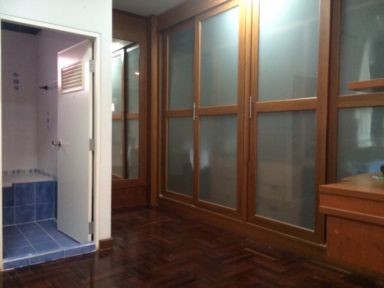 ขายด่วนบ้านเดี่ยว-ใจกลางเมืองบุรีรัมย์-ต่ำกว่าราคาประเมิน