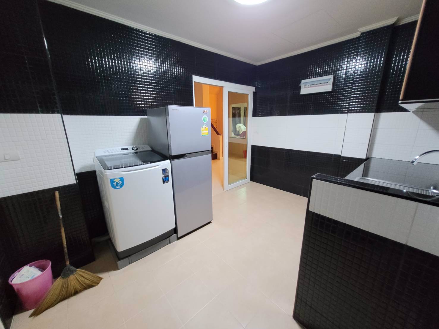 ศุภาลัย-สวนหลวง-ติดถนนใหญ่-บ้านเดี่ยวให้เช่า-ตกแต่งใหม่-เป็นบ้านตัวอย่างหลังที่-4-จากถนนใหญ่-หรู