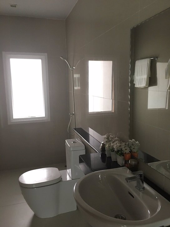 ให้เช่าทาวน์โฮม-ตรงข้าม-รพ-ศิครินทร์-ใกล้บางกอกพัฒนา-ลาซาล