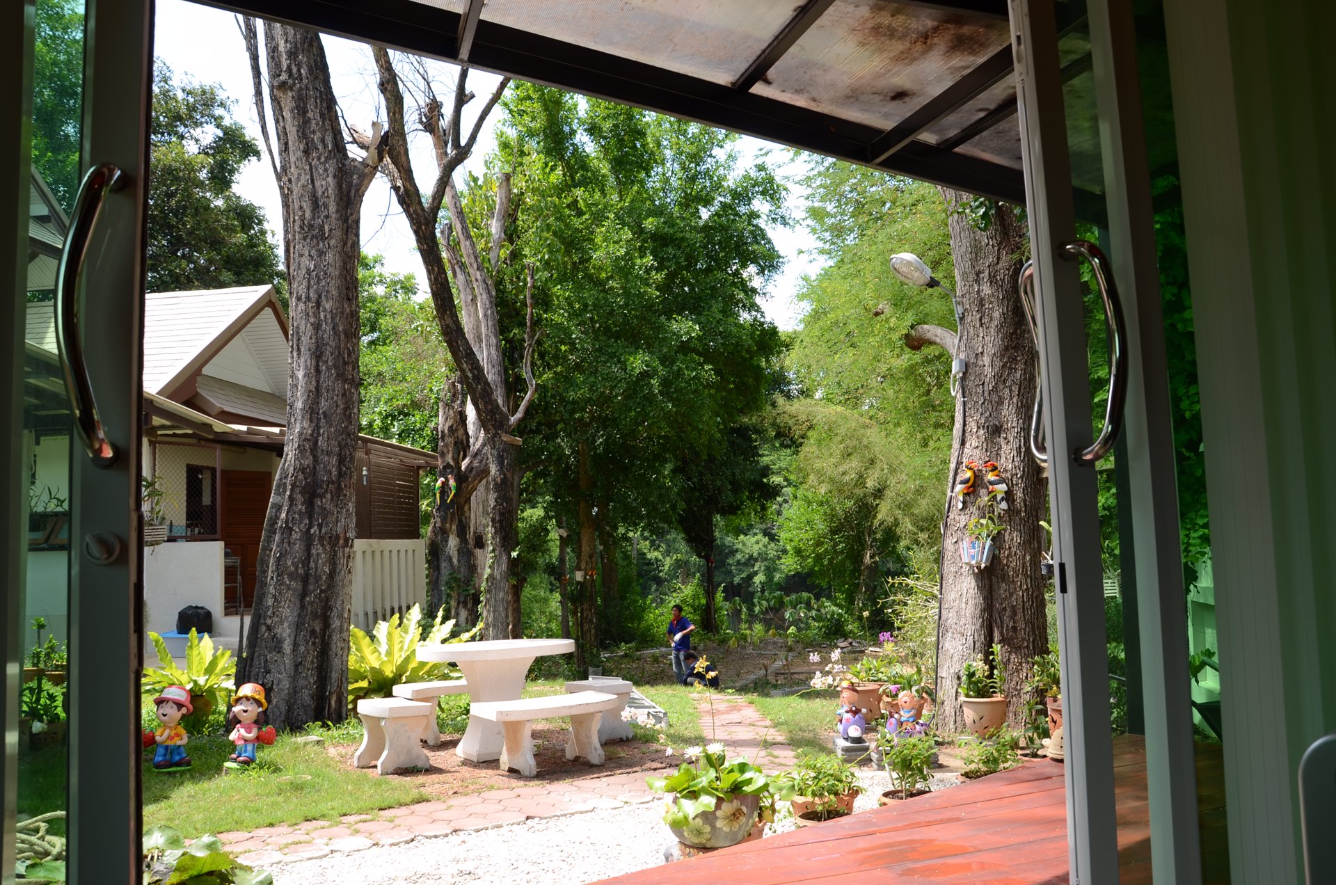 บ้านหลีกพักจากเมืองกรุง-มีความเป็นส่วนตัว-บนพื้นที่-1ไร่-สไตล์tropical-modern-ติดแม่น้ำป่าสัก