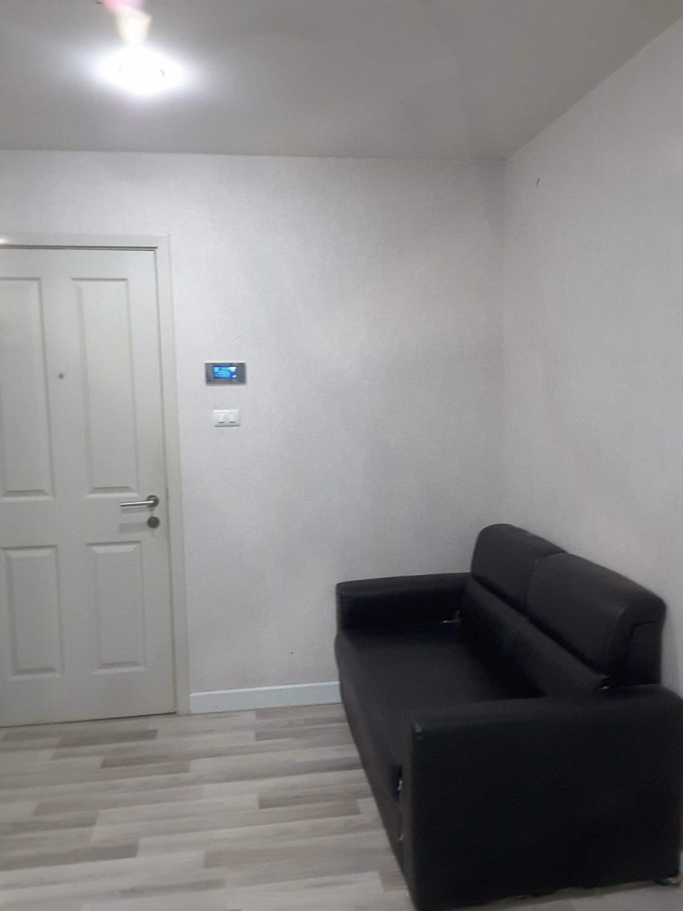 ให้เช่าห้องคอนโด-the-cube-pracha-uthit-ราคาเป็นกันเอง