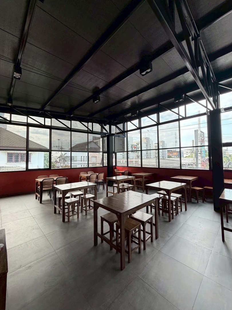 ให้เซ้งร้านอาหารพื้นที่-indoor-240-ตรม-มีที่จอดรถ