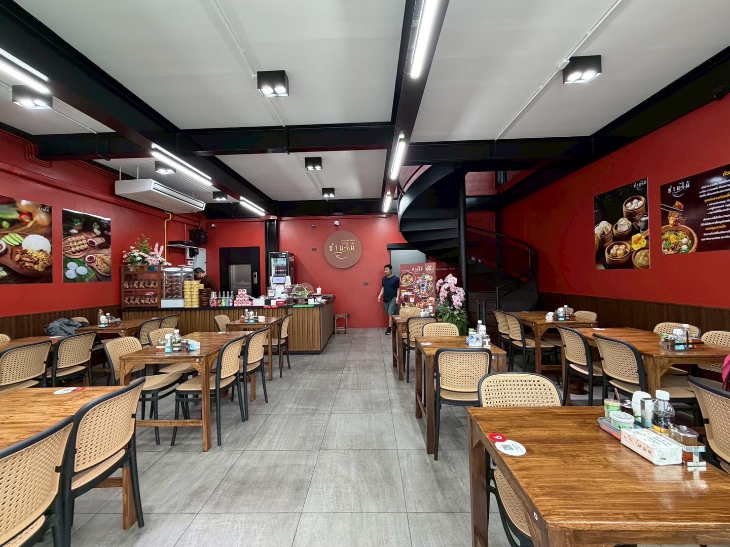 ให้เซ้งร้านอาหารพื้นที่-indoor-240-ตรม-มีที่จอดรถ