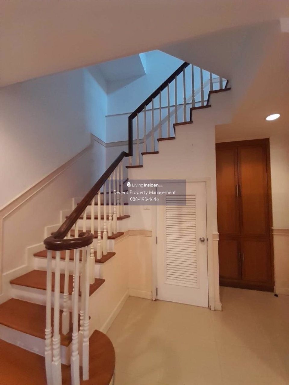 ทาวน์โฮมขนาด-35-ชั้นหลังมุมในซอยสุขุมวิท-101-1-อยู่ในหมู่บ้านเงียบสงบปลอดภัยต้นไม้เยอะเพื่อนบ้านดี