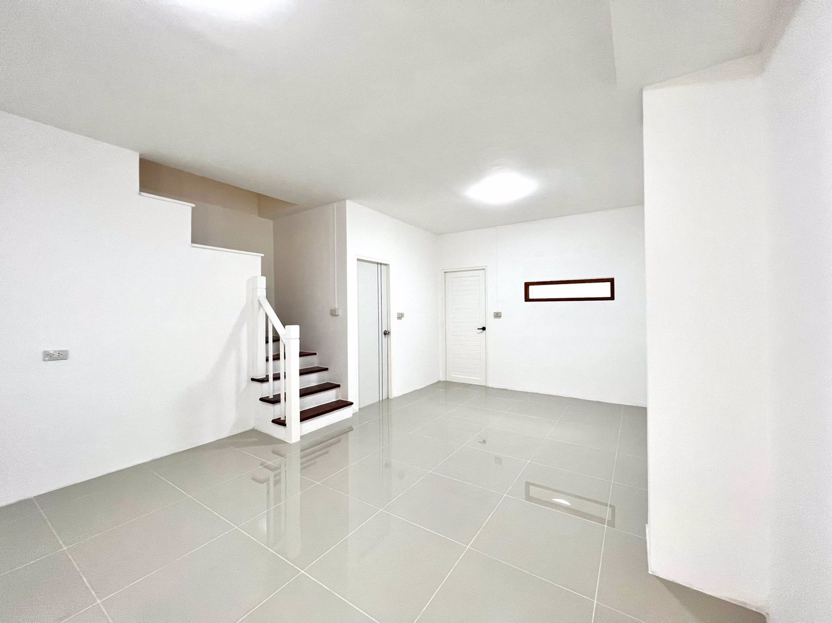 ขายทาวน์เฮ้าส์-หมู่บ้านพฤกษา38-ไทรน้อย-นนทบุรี-รีโนเวทใหม่ทั้งหลัง-สไตล์มินิมอล-มูจิ