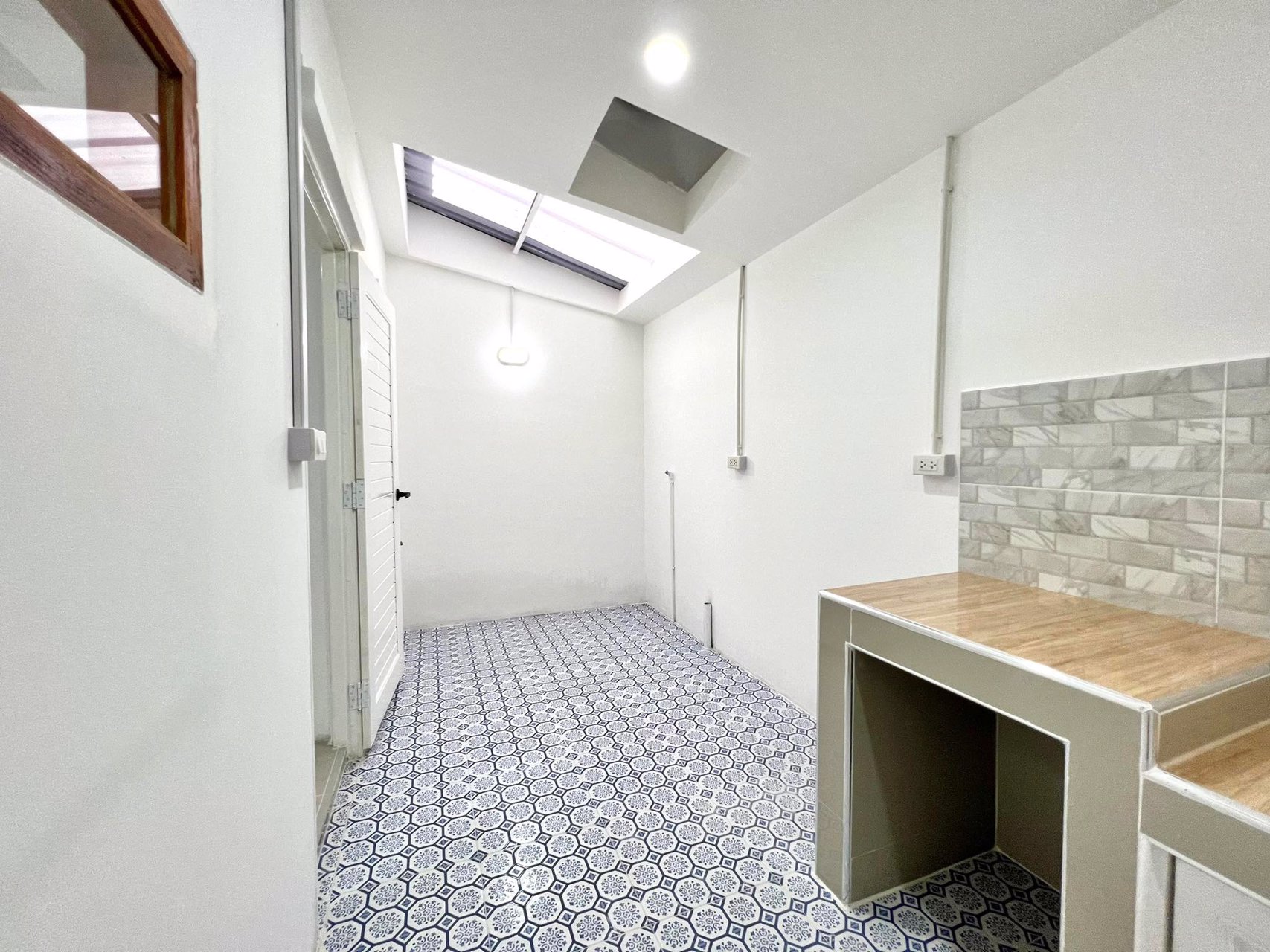 ขายทาวน์เฮ้าส์-หมู่บ้านพฤกษา38-ไทรน้อย-นนทบุรี-รีโนเวทใหม่ทั้งหลัง-สไตล์มินิมอล-มูจิ