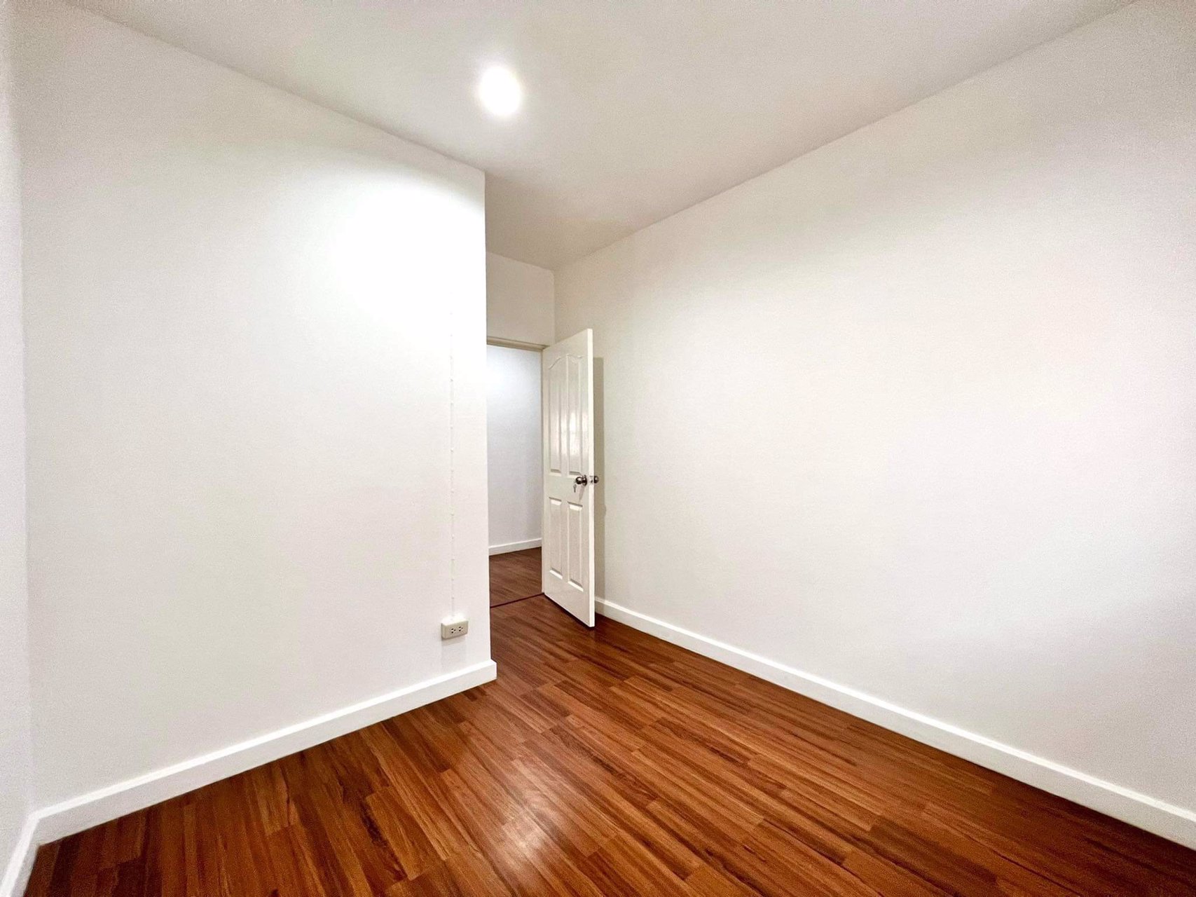 ขายทาวน์เฮ้าส์-หมู่บ้านพฤกษา38-ไทรน้อย-นนทบุรี-รีโนเวทใหม่ทั้งหลัง-สไตล์มินิมอล-มูจิ