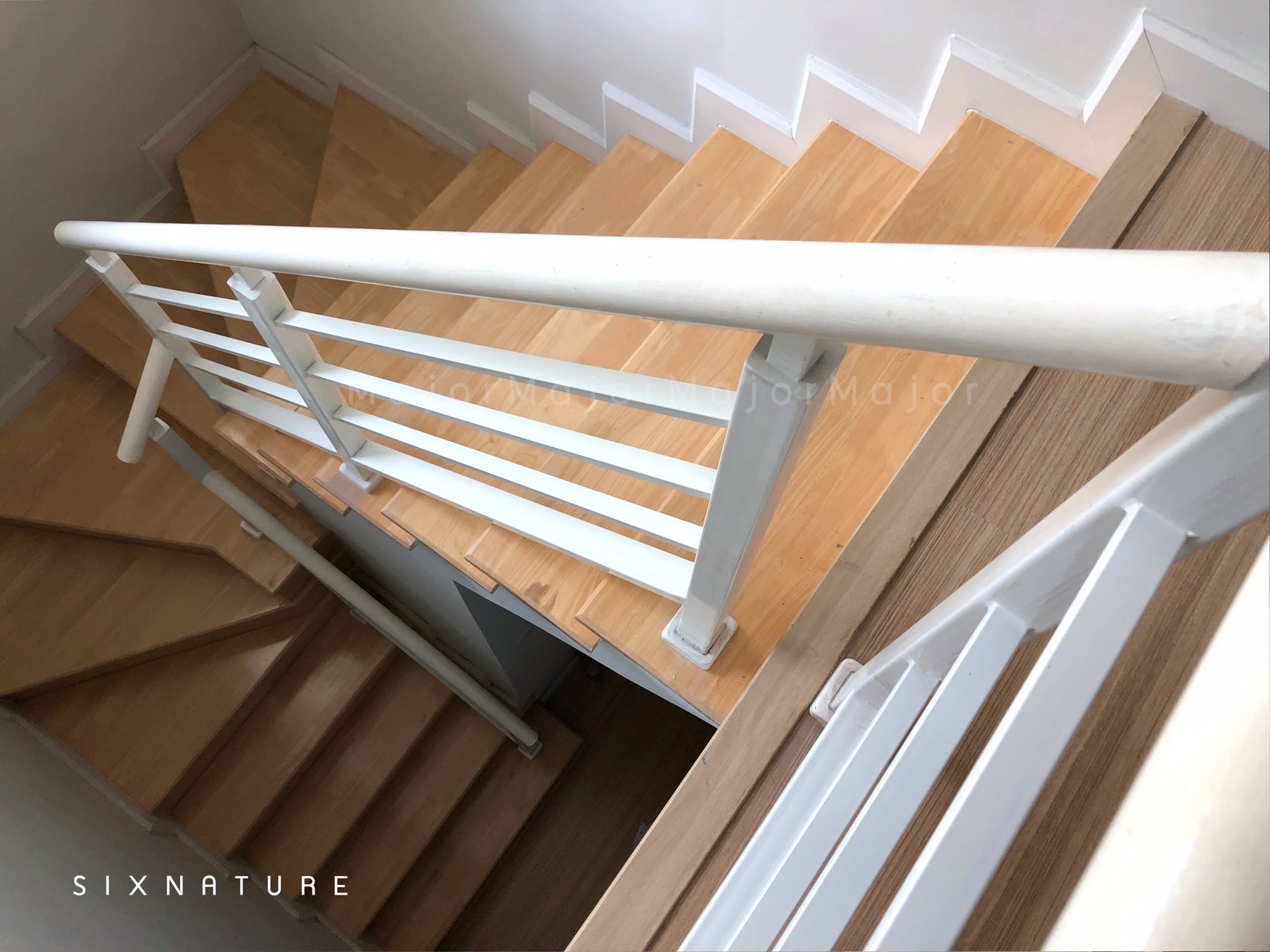 ขายบ้านทาวน์โฮม-3-ชั้น-ซิกเนเจอร์-sixnature-ซอยเอกชัย-64-5-บางบอน-กรุงเทพ