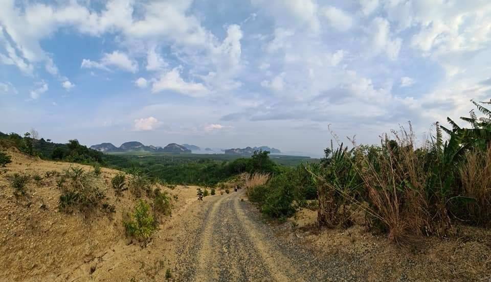 ขายที่ดิน-สามารถแบ่งขายได้-ขายที่ดินใกล้เสม็ดนางชี-จพังงา-วิวอ่าวพังงาแบบ-360-องศา-วิวสวยมากๆ-อต