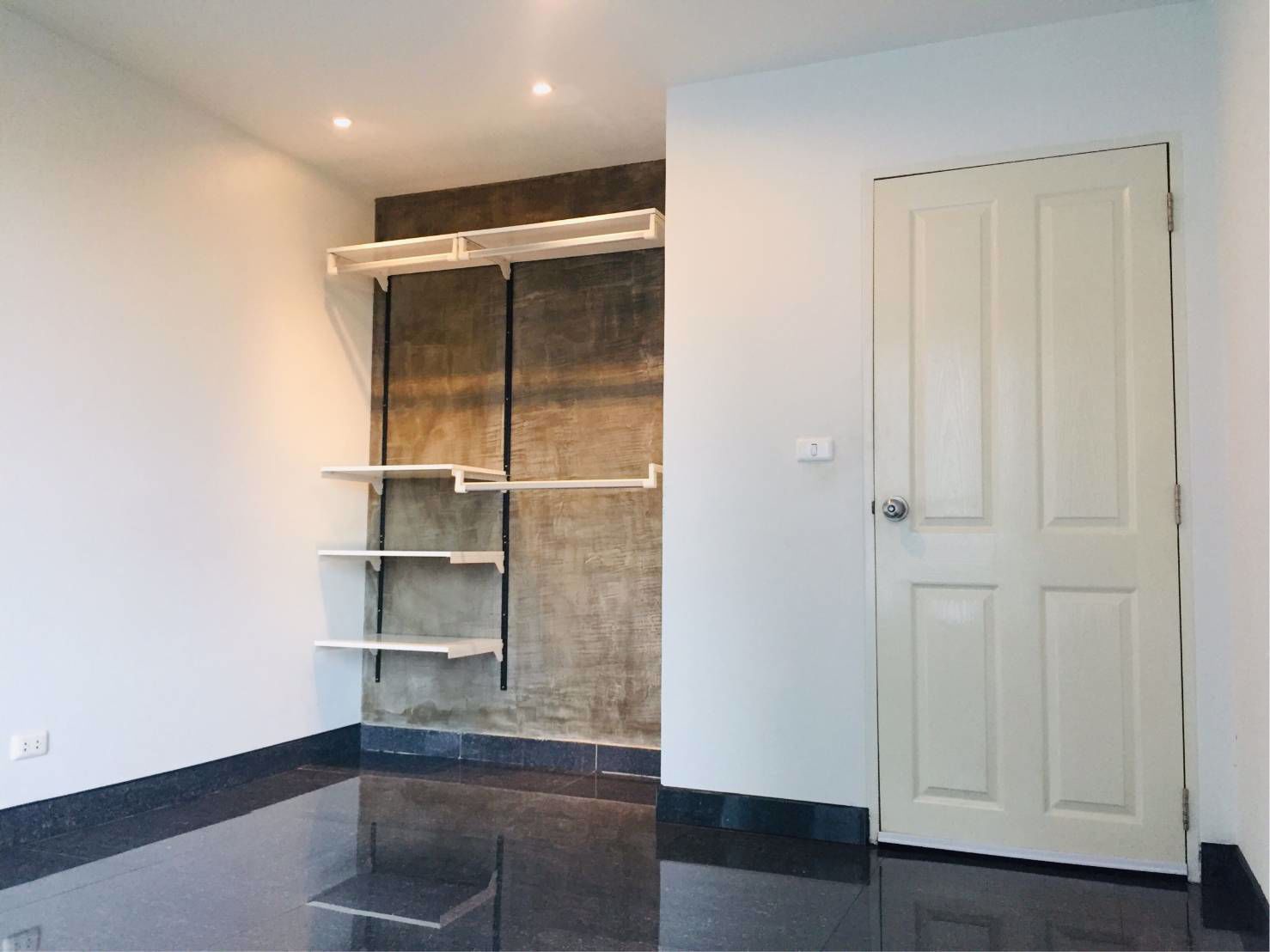 ให้เช่าคอนโดโครงการ-เดอะนิช-ไอดี-ลาดพร้าววังหิน-9000-ต่อเดือน