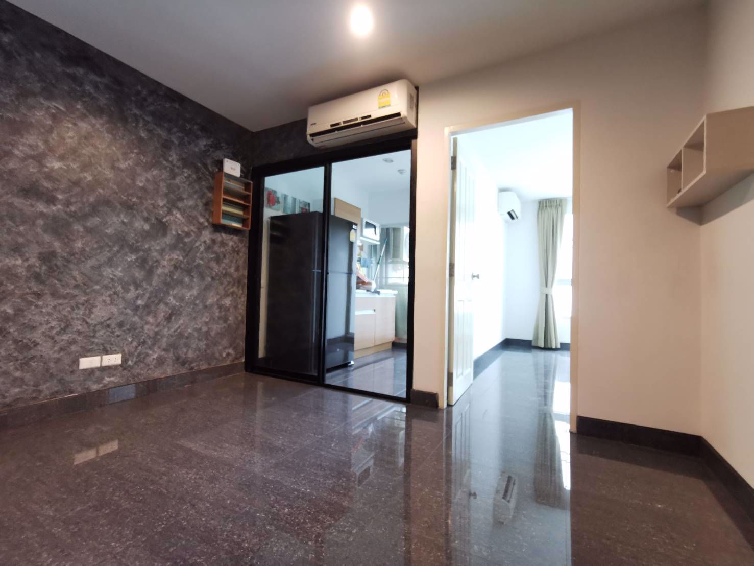 ขายคอนโดโครงการ-เดอะนิช-ไอดี-ลาดพร้าววังหิน-1990000-บาท