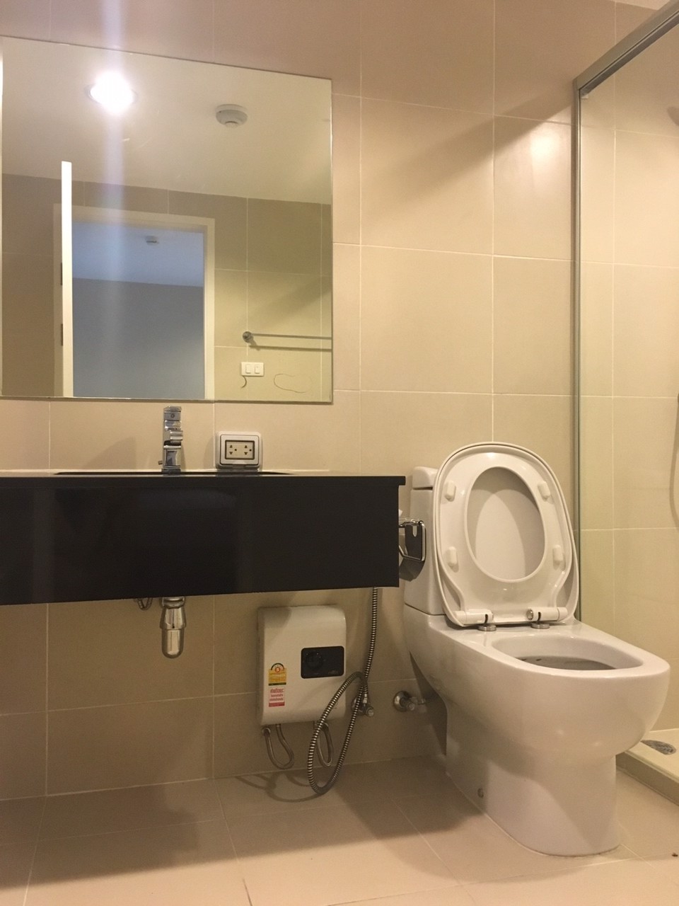 ให้เช่า-คอนโด-เบ็ล-แกรนด์-พระราม-9-ใกล้-mrt-สถานี-พระราม-9-พื้นที่-98-ตรม-3ห้องนอน-2ห้องน้ำ