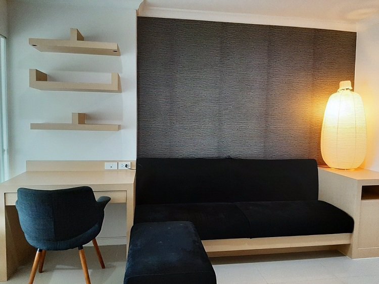 ให้เช่า-คอนโด-ลุมพินี-เพลส-พระราม-9-รัชดาพื้นที่-37-ตรม-ชั้น-10-แบบ-1-ห้องนอน