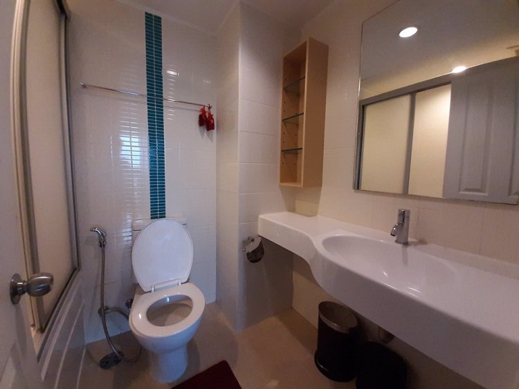 ให้เช่า-คอนโด-ลุมพินี-เพลส-พระราม-9-รัชดาพื้นที่-37-ตรม-ชั้น-10-แบบ-1-ห้องนอน