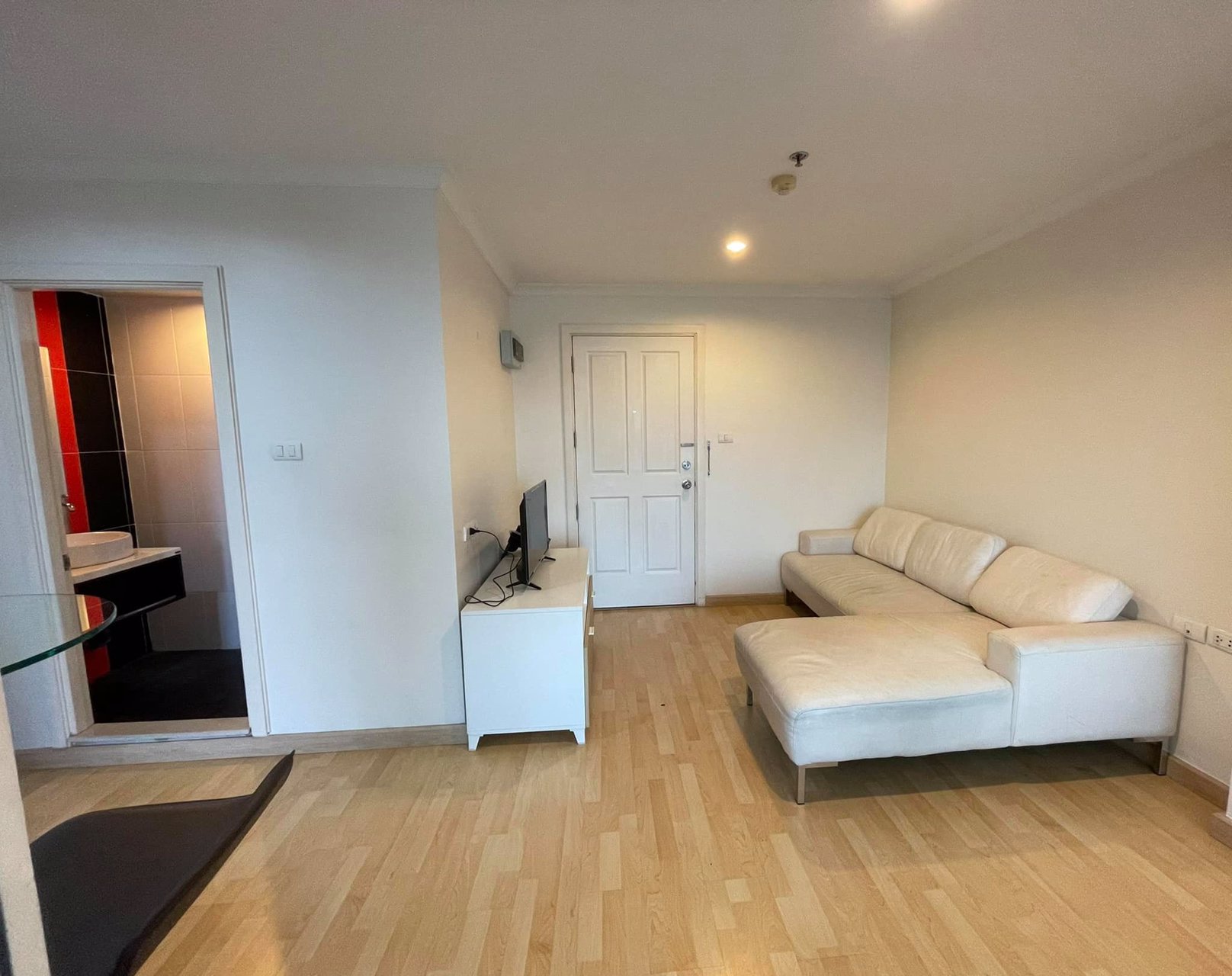 ให้เช่า-คอนโด-ลุมพินี-เพลส-พระราม-9-รัชดา-1-ห้องนอน-ชั้น-23-ขนาด-38-ตรม-ค่าเช่า-12000-บาท