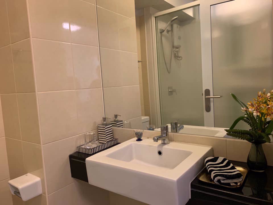 ให้เช่า-คอนโด-i-biza-rca-ไอ-บิซา-อาร์ซีเอ-พระราม9-เเบบ-1-ห้องนอน-1-ห้องน้ำ-1-ห้องครัว