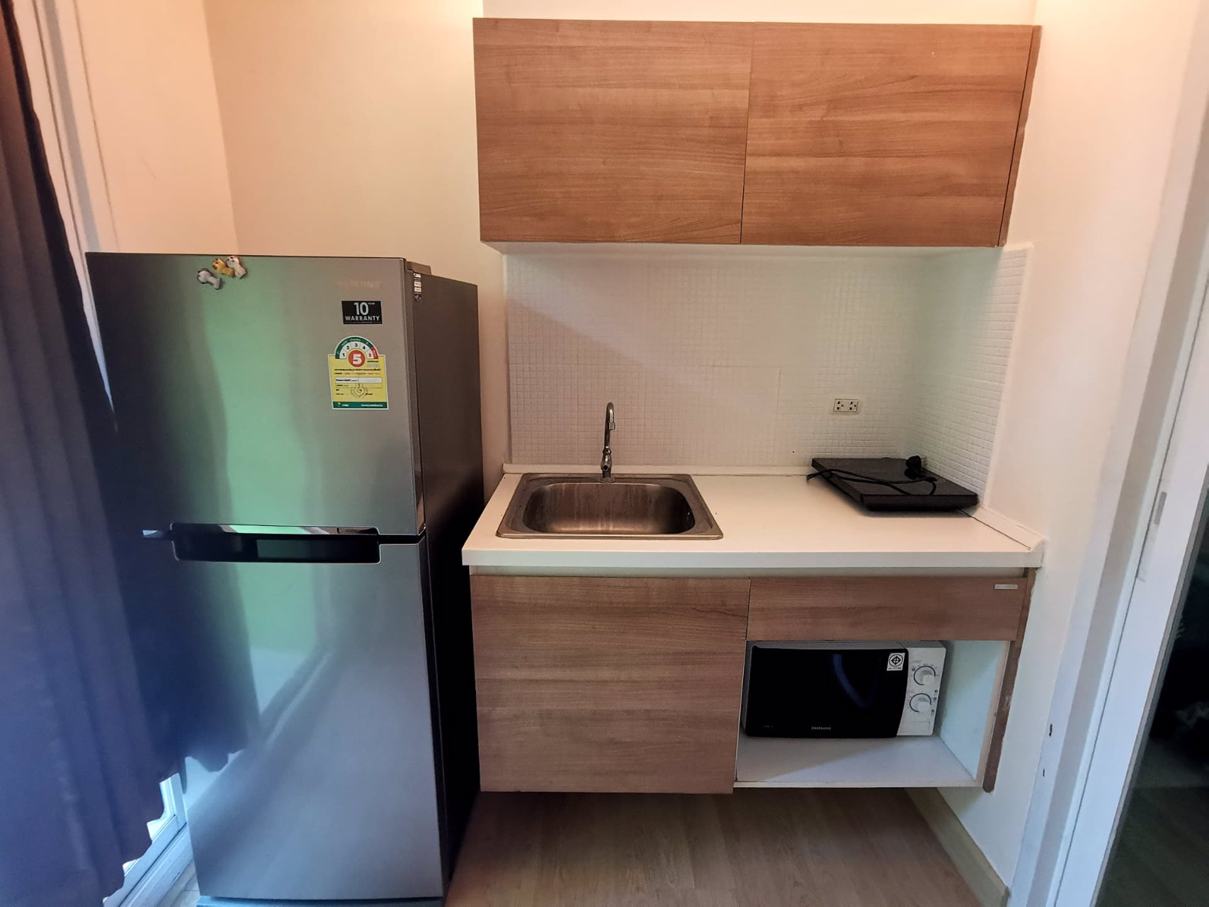 ให้เช่า-คอนโด-emerald-residence-ratchada-ใกล้-mrt-ห้วยขวาง-เเบบ-1-ห้องนอน-1-ห้องน้ำ-1-ห้องครัว