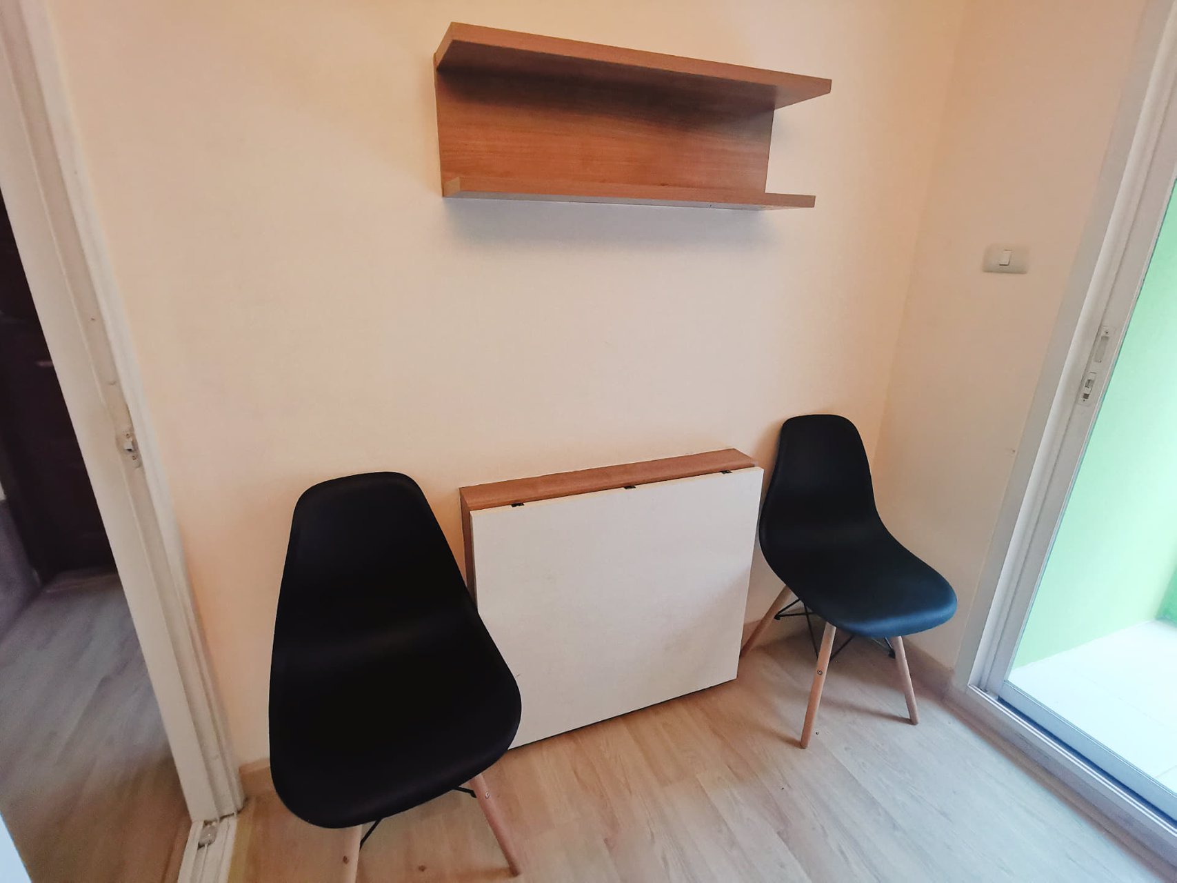 ให้เช่า-คอนโด-emerald-residence-ratchada-ใกล้-mrt-ห้วยขวาง-เเบบ-1-ห้องนอน-1-ห้องน้ำ-1-ห้องครัว