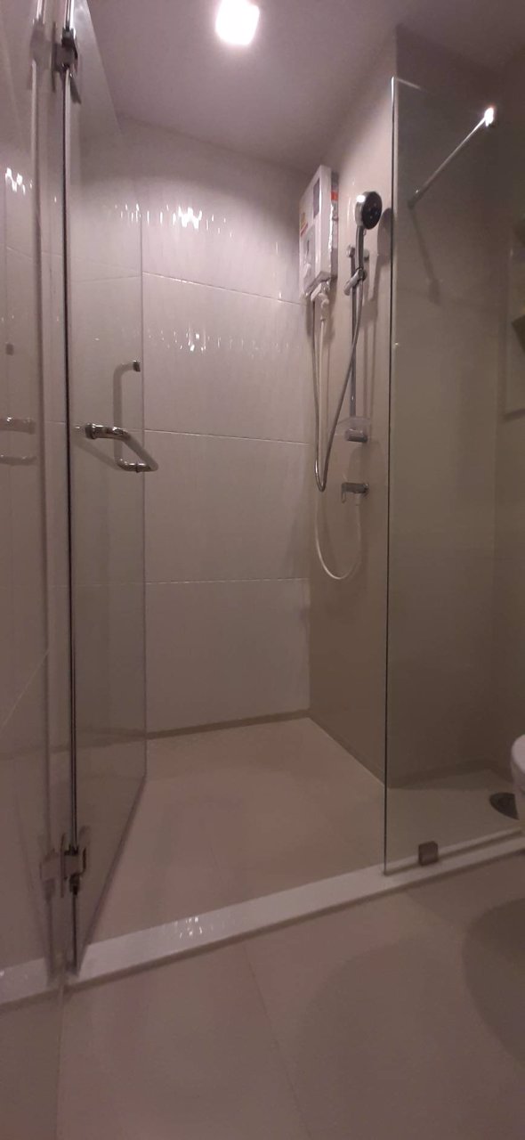 ให้เช่า-คอนโด-ไลฟ์-อโศก-พระราม-9-life-asoke-rama-9-1-ห้องนอน-1-ห้องน้ำ-ครัวปิด-ขนาด-28-ตรม