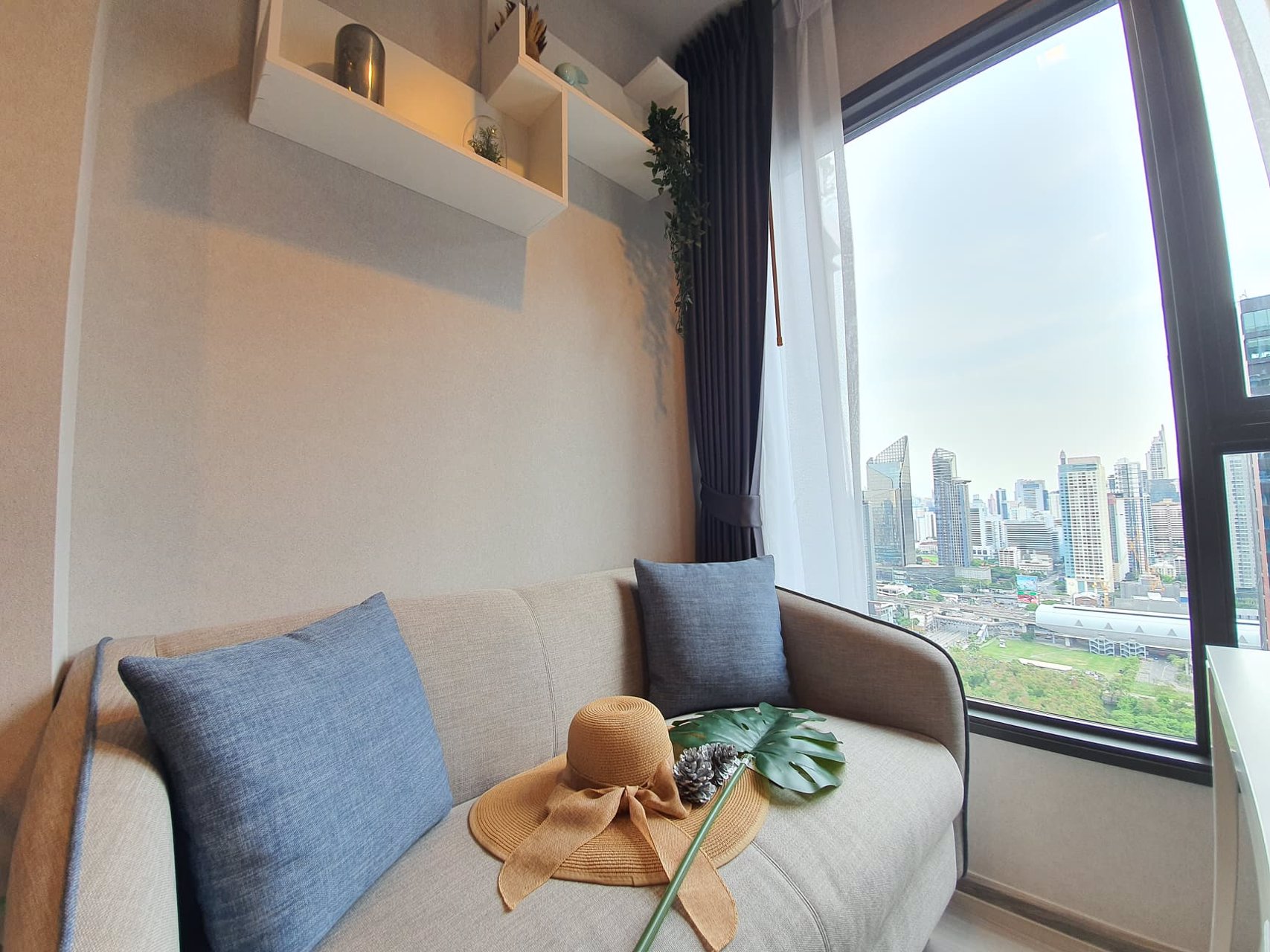 ให้เช่า-คอนโด-ไลฟ์-อโศก-พระราม-9-life-asoke-rama-9-เเบบห้องสตูดิโอ-1-ห้องน้ำ-ครัวปิด-ชั้น-35