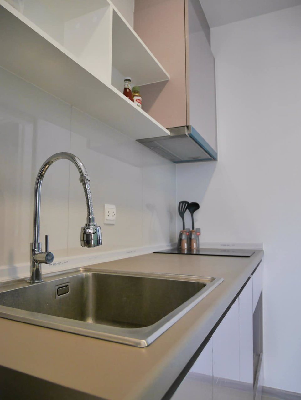 ให้เช่า-condo-aspire-asoke-ratchada-รัชดา-ซ3-เเบบ-1-ห้องนอน-1-ห้องน้ำ-ห้องครัวแยก-ห้อง-30-ตรม