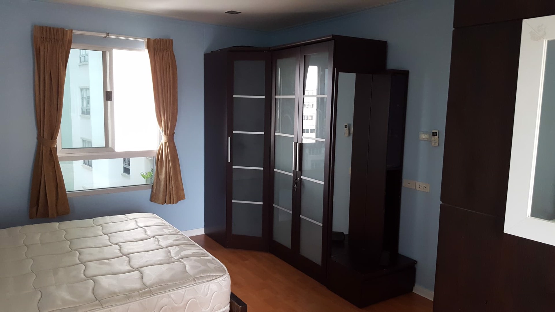 ขาย-คอนโด-ลุมพินี-วิลล์-ศูนย์วัฒนธรรม-for-sale-condo-lumpini-ville-cultural-center--2-ห้องนอน