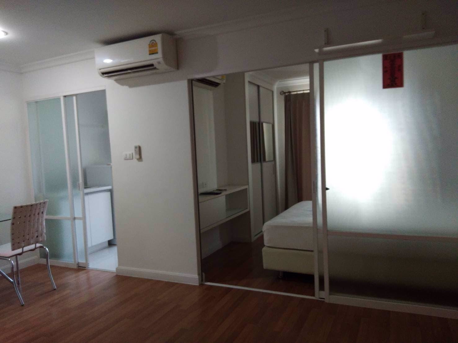 ให้เช่า-คอนโด-ลุมพินี-เพลส-พระราม-9-รัชดา-เเบบ-1-ห้องนอน-ชั้น19