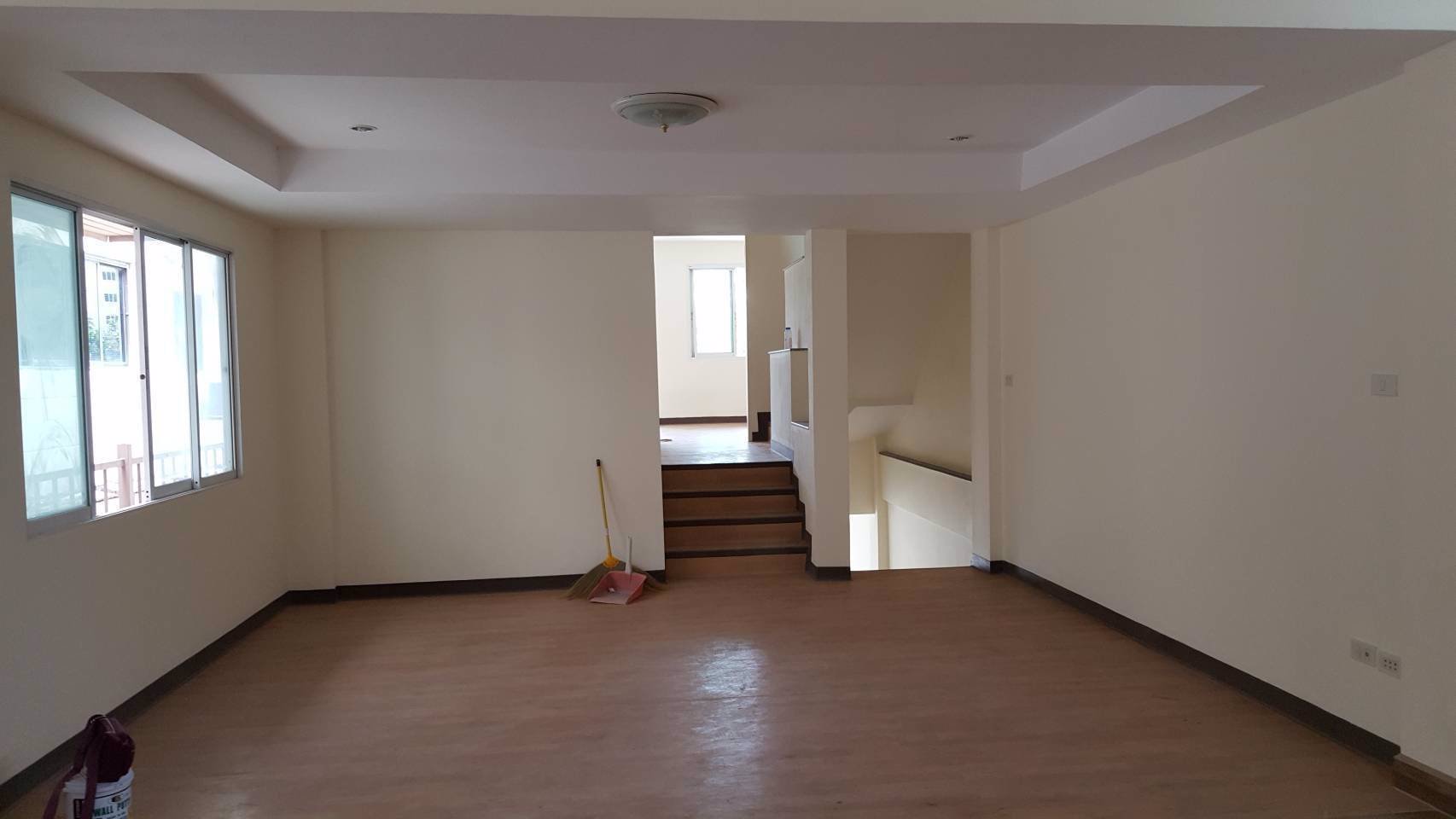 ขายทาวน์โฮมออฟฟิศ-3-ชั้น-ห้องหัวมุม