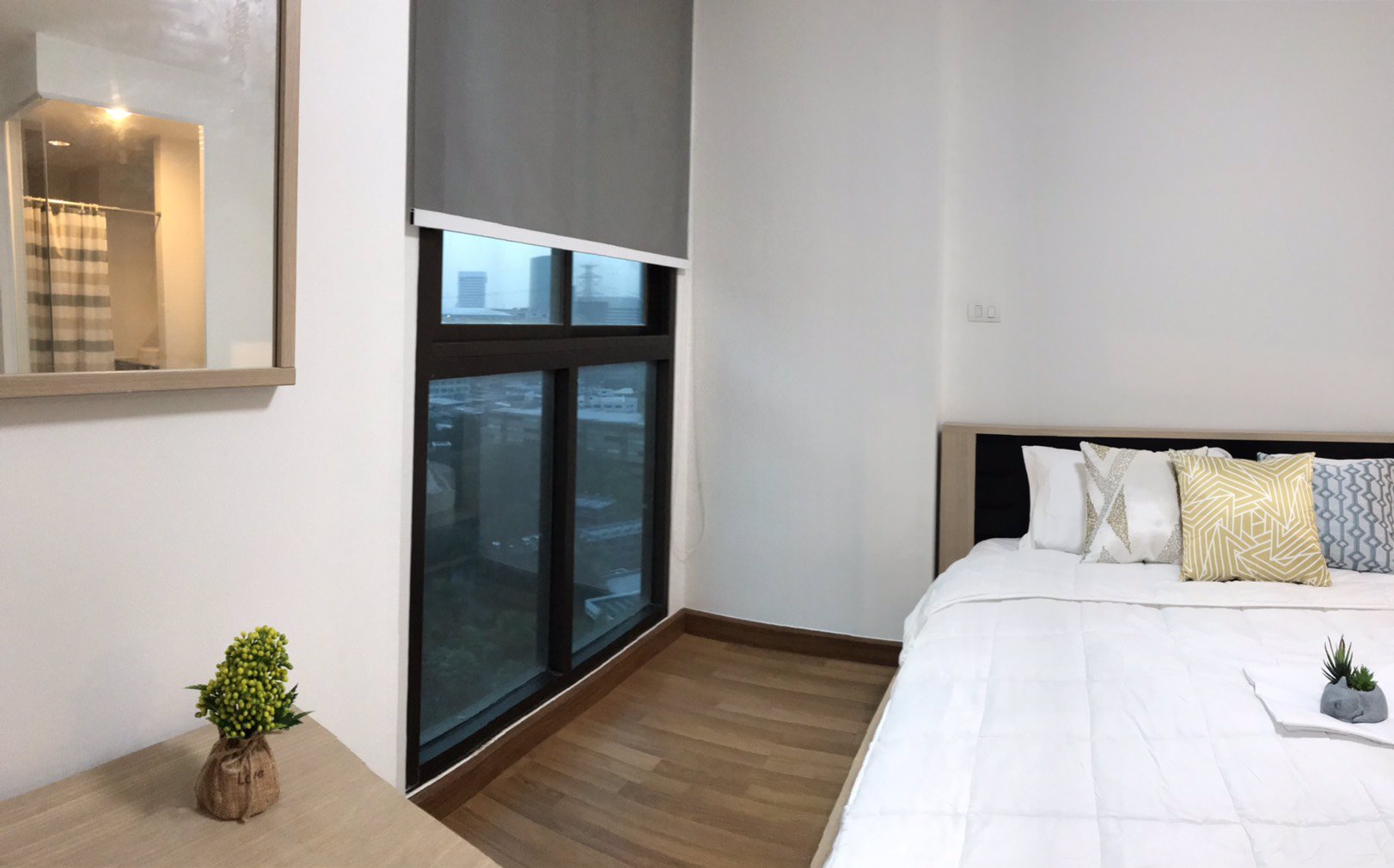 ideo-ladprao-5-ไอดีโอ-ลาดพร้าว-5-ติดถนนใหญ่-และ-mrt-ห้องหัวมุม