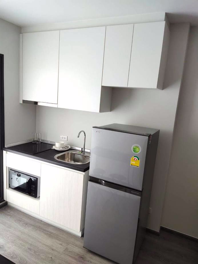 ริชพาร์คทริปเปิ้ล-สเตชั่น-หัวหมากให้เช่า-ห้องสวยชั้นสูงวิวเมือง-เฟอร์ไฟฟ้าครบใหม่เอี่ยม-รีบด่วน