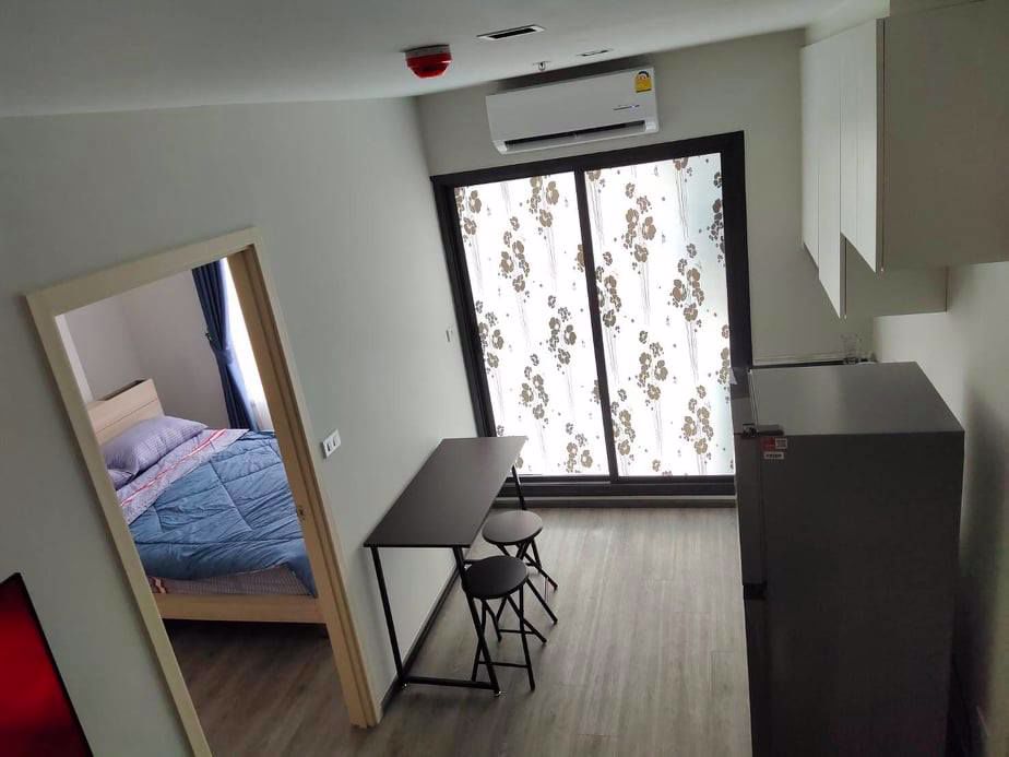 ริชพาร์คทริปเปิ้ล-สเตชั่น-หัวหมากให้เช่า-ห้องสวยชั้นสูงวิวเมือง-เฟอร์ไฟฟ้าครบใหม่เอี่ยม-รีบด่วน