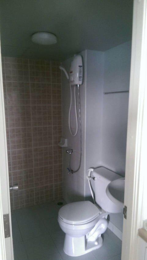 ด่วน-ให้เช่าลุมพีนี​ร่มเกล้า-ใกล้สนามบิน​สุวรรณภูมิ​-ห้องสวยพร้อมอยุ่​-6000-เดือน-ไม่ต้องเดินไกล