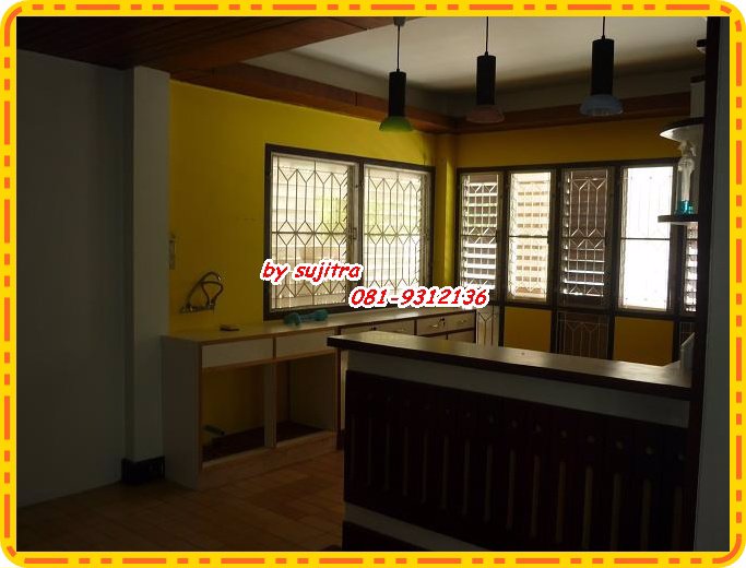 ให้เช่า-บ้านเดี่ยว-2-ชั้น-100-ตรว-เข้าซอยไม่ลึก-อยู่-ถรัชดา-44