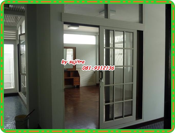 ให้เช่า-บ้านเดี่ยว-2-ชั้น-100-ตรว-เข้าซอยไม่ลึก-อยู่-ถรัชดา-44