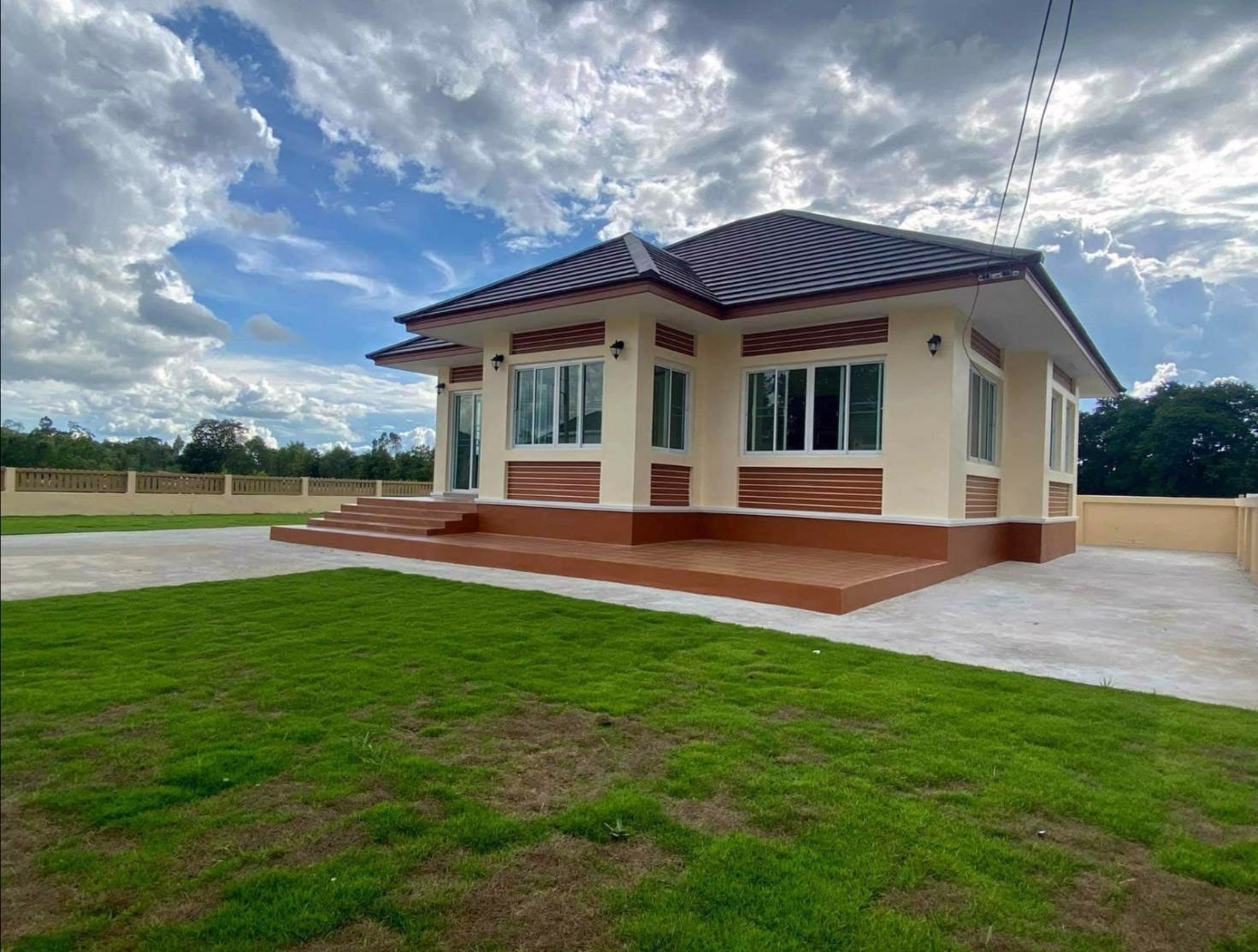 ขายบ้านเดี่ยวทรงปั้นหยา-ราคาถูก-บรรยากาศดี-มหาสารคาม-น้ำไม่ท่วม